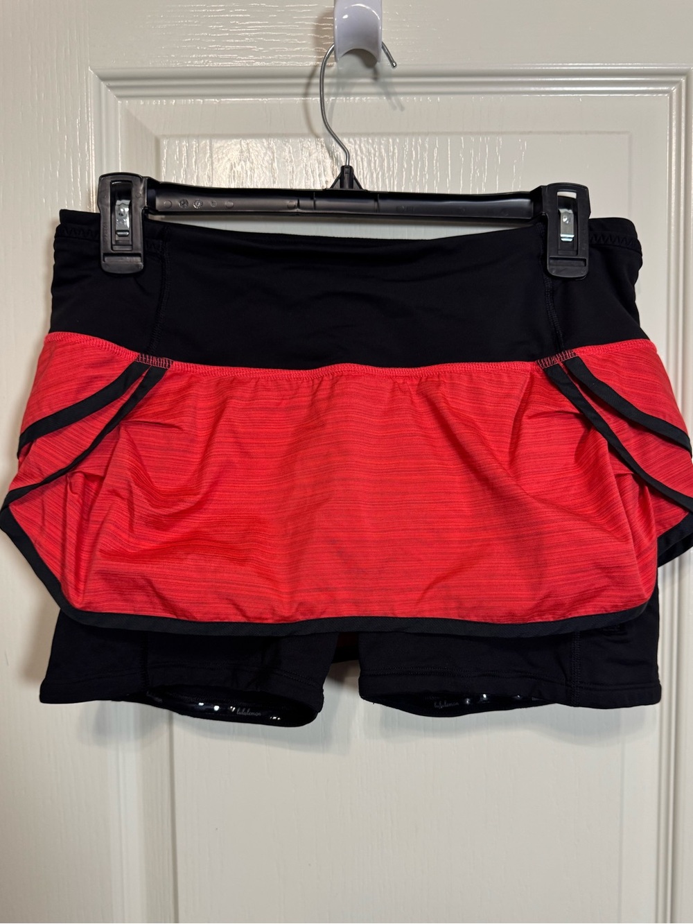 Lululemon Run: Speed Squad Skirt